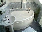 Anchor Cottage Master Ensuite